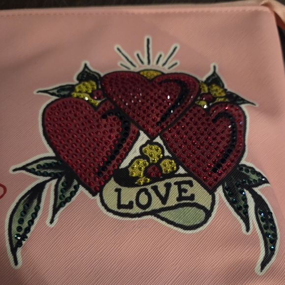 NWT Y2K Ed Hardy Pink Heart Love Rhinestones Cosmetic/Makeup Bag - Picture 3 of 6